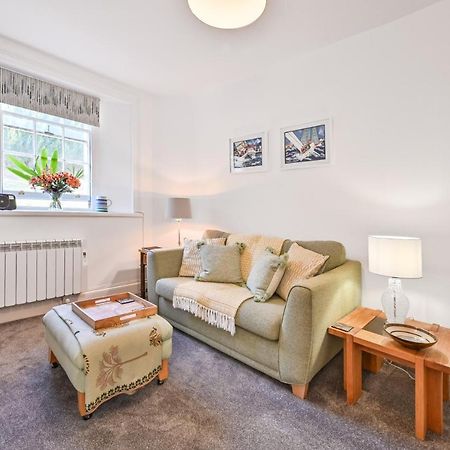 Tramontane Apartment At Hesketh Crescent Torquay Eksteriør billede