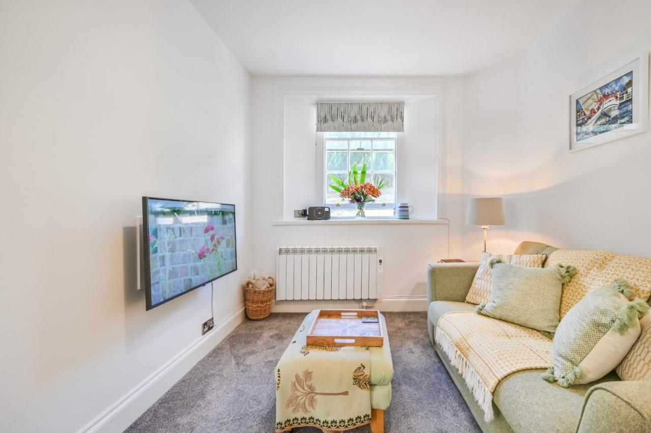 Tramontane Apartment At Hesketh Crescent Torquay Eksteriør billede