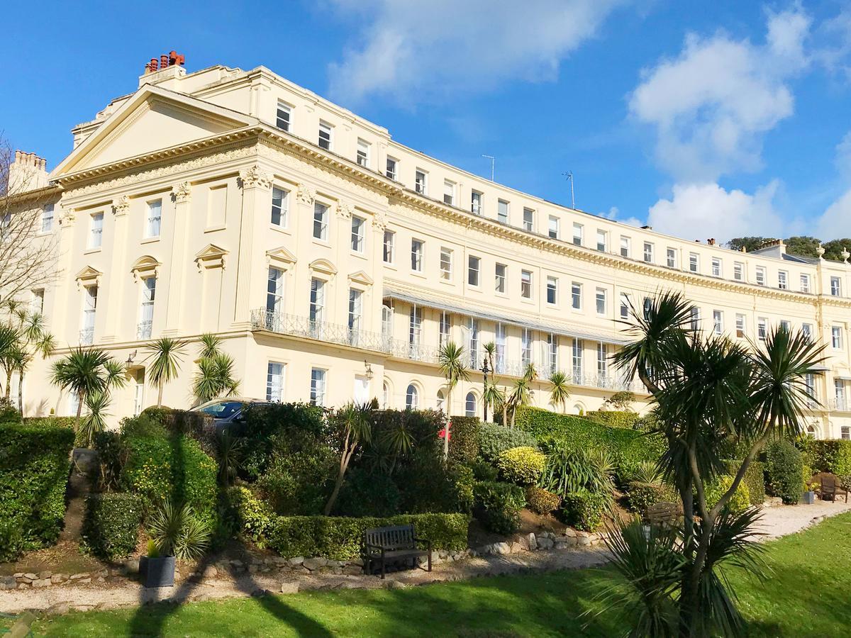 Tramontane Apartment At Hesketh Crescent Torquay Eksteriør billede