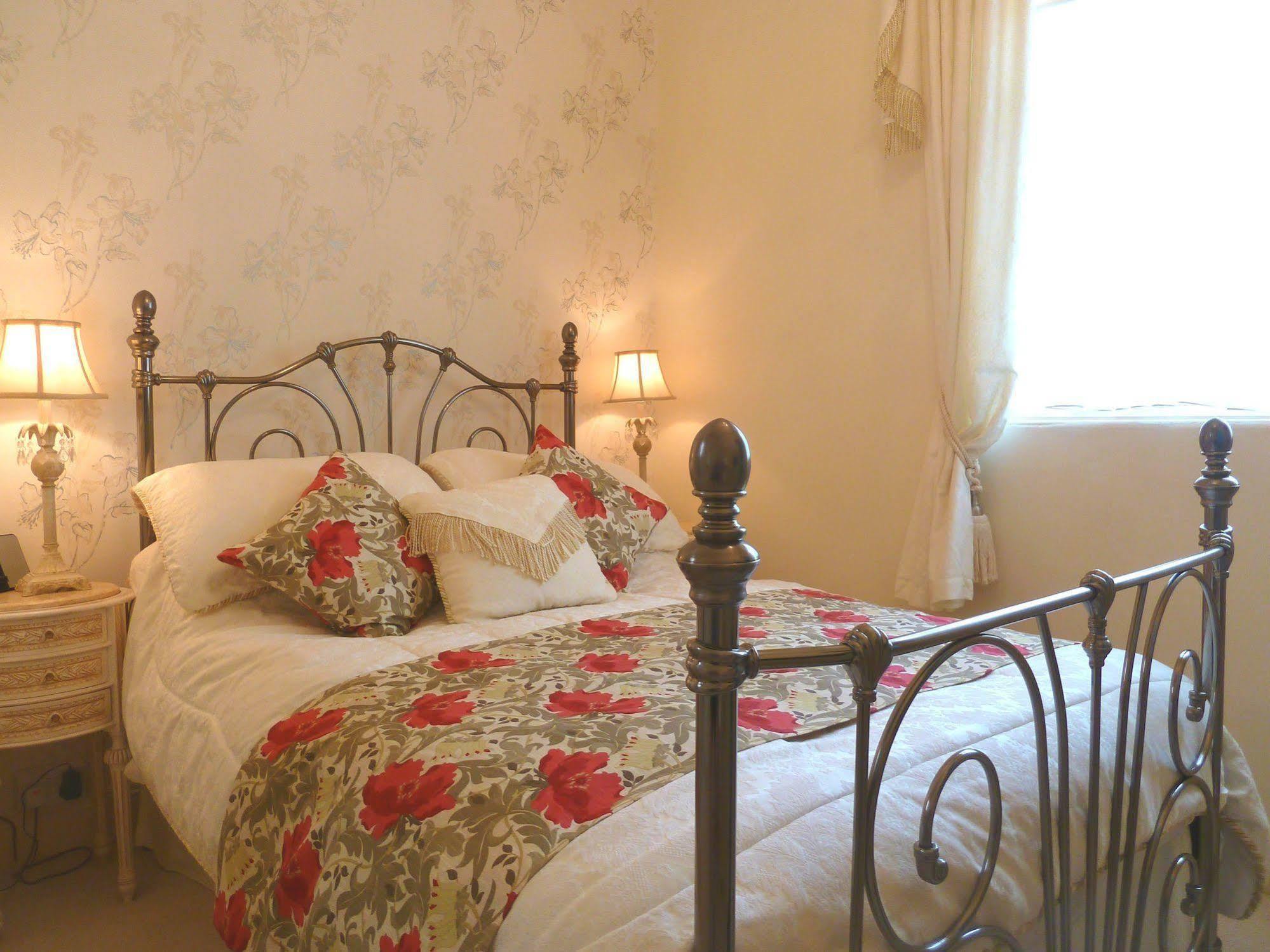 Tramontane Apartment At Hesketh Crescent Torquay Eksteriør billede