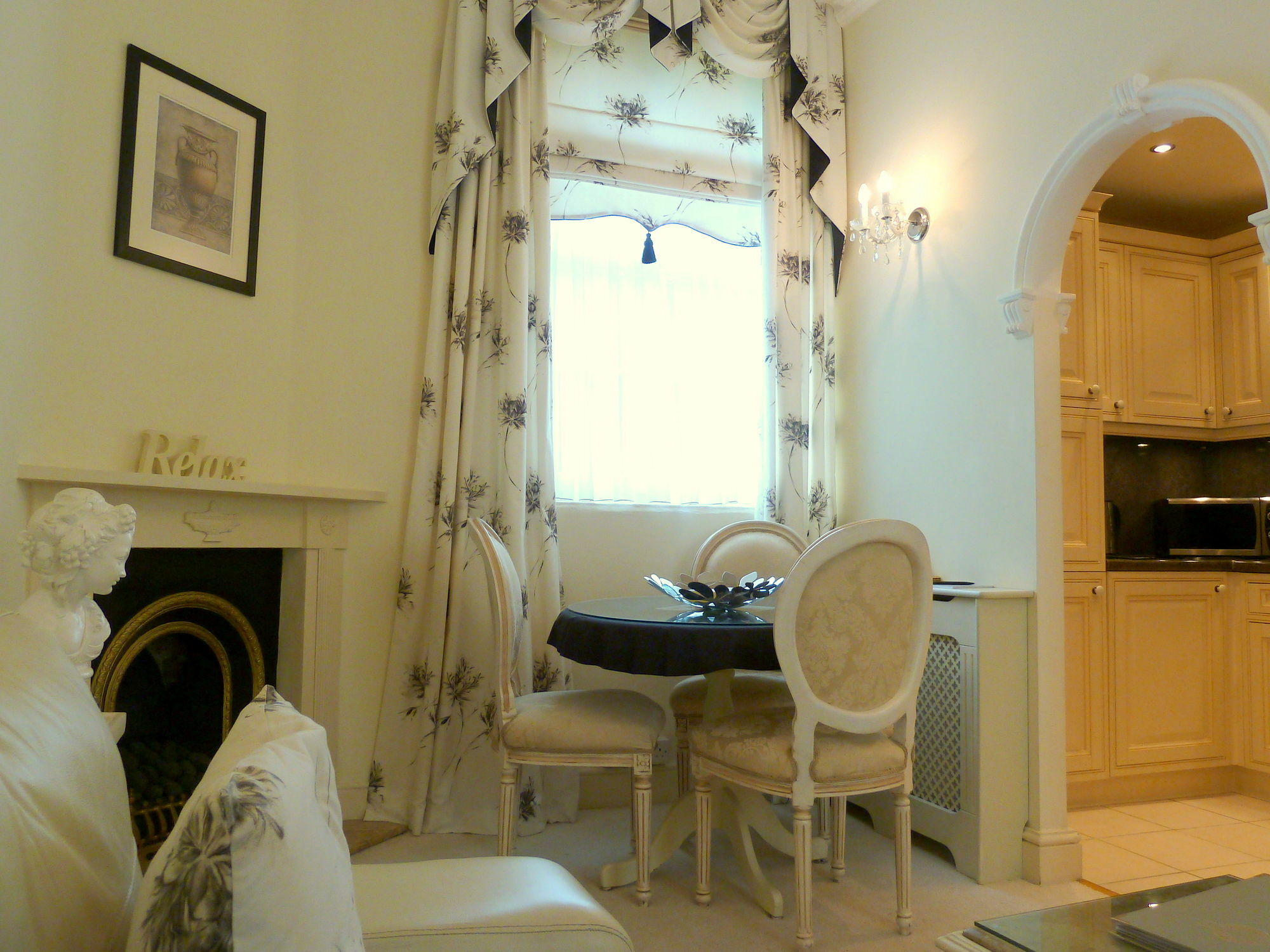 Tramontane Apartment At Hesketh Crescent Torquay Eksteriør billede